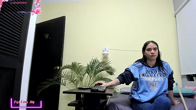  VALERIAGOMEZ online show from March 31, 2026, 9:43 am