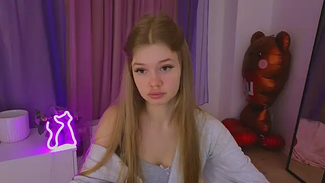 Snapshot of belrinaa chatting on May 21, 2026, 8:49 pm belrinaa online show from May 21, 2026, 8:49 pm