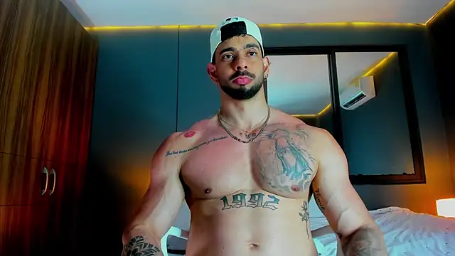 massimo visconti online show from April 5, 2026, 12:41 am