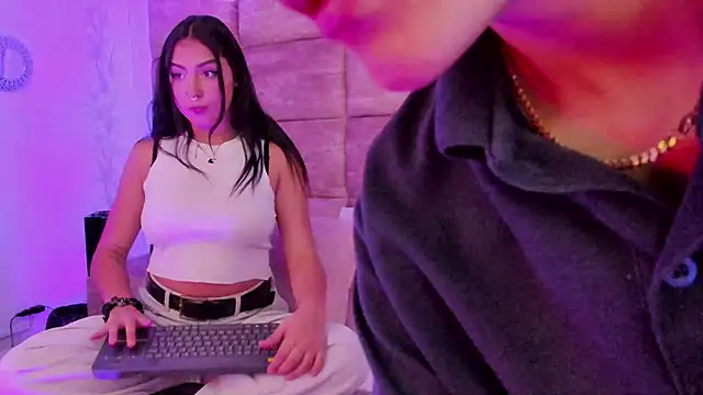 CaliferAndAurora online show from March 24, 2026, 3:44 am