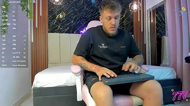 keane lee  online show from April 28, 2026, 12:10 pm