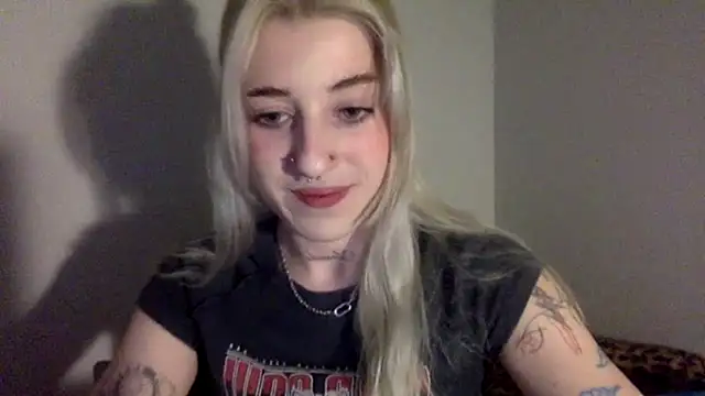 EmmyWet online show from March 10, 2026, 7:30 pm