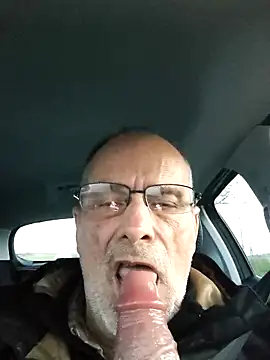 Snapshot of lui8181 chatting on March 13, 2026, 6:03 pm lui8181 online show from March 13, 2026, 6:03 pm