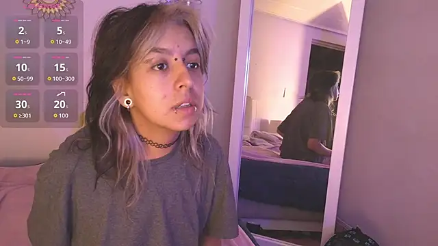 Snapshot of SamintheZone chatting on March 3, 2026, 8:42 am SamintheZone online show from March 3, 2026, 8:42 am