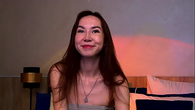 EmilyGray   online show from June 7, 2026, 7:01 am