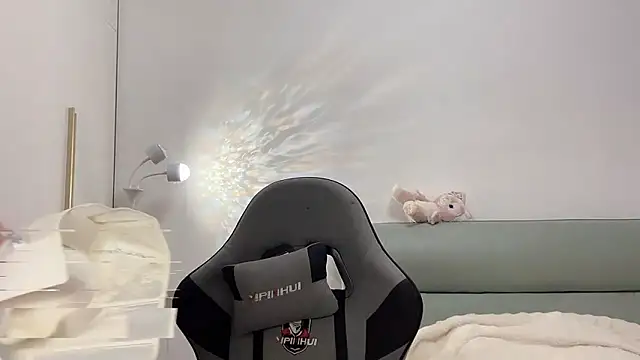 Susu-36E online show from March 16, 2026, 5:55 am