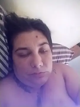 Snapshot of Solcitolovee chatting on March 3, 2026, 4:35 pm Solcitolovee online show from March 3, 2026, 4:35 pm