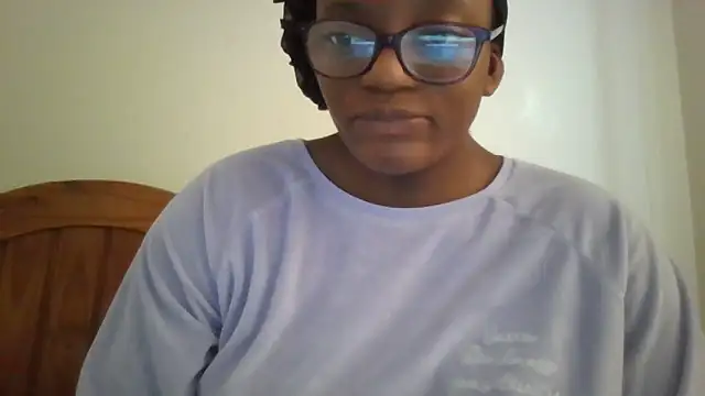 SexyGemBeauty online show from April 11, 2026, 1:26 pm