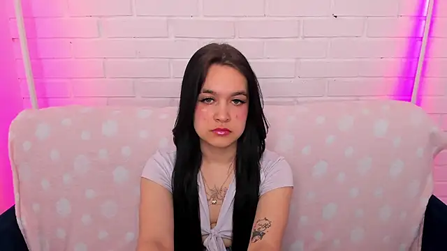 Snapshot of AishaTempt chatting on March 3, 2026, 8:31 am AishaTempt online show from March 3, 2026, 8:31 am