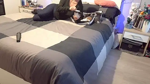 mariaplaya online show from March 27, 2026, 6:52 am