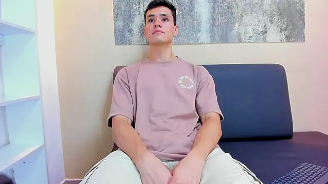 ZANE EVANS online show from June 4, 2026, 12:44 pm