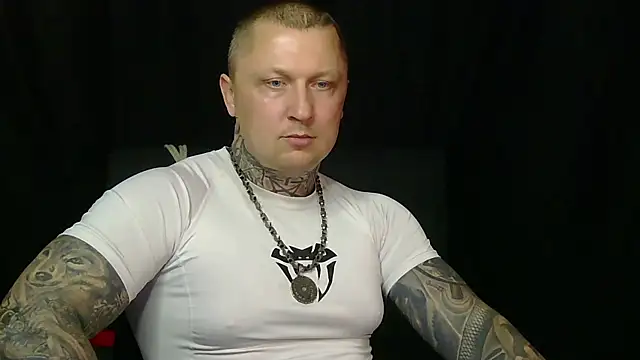 Snapshot of devilWithTats chatting on June 9, 2026, 3:01 pm devilWithTats online show from June 9, 2026, 3:01 pm