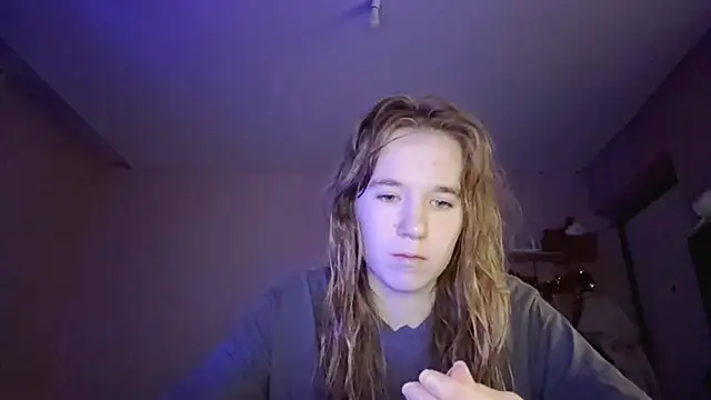 LeomaJee online show from March 26, 2026, 3:17 pm