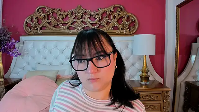 AllyRoux online show from April 20, 2026, 11:46 am