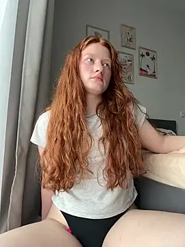 gingerlatte online show from April 4, 2026, 8:45 am