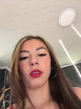 Snapshot of __Nahomy chatting on March 3, 2026, 12:11 pm Nahomy online show from March 3, 2026, 12:11 pm