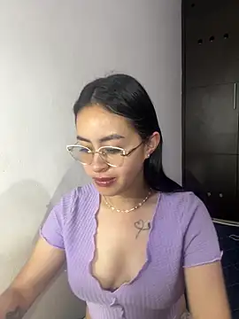 Anni Rose online show from March 21, 2026, 9:03 am