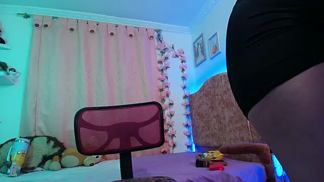 Evan Rose online show from March 24, 2026, 1:10 am