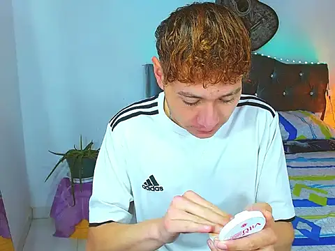  Santi2 online show from March 21, 2026, 2:49 am