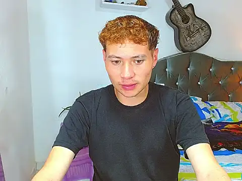  Santi2 online show from March 31, 2026, 8:20 pm