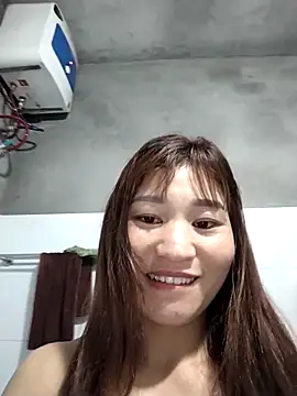 Lilinn  online show from March 4, 2026, 11:27 am