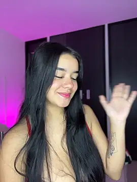 Sophia Wy online show from March 8, 2026, 2:04 am