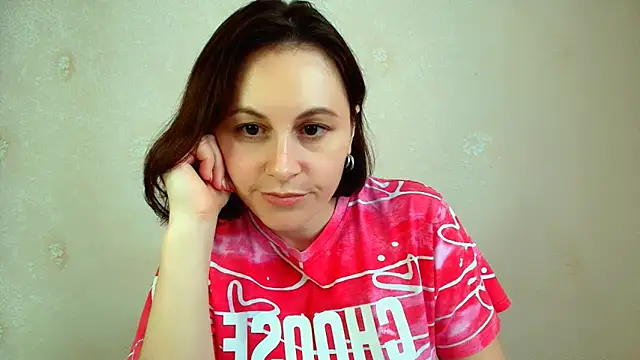 Snapshot of Inessa_beauty chatting on March 3, 2026, 10:21 am Inessa beauty online show from March 3, 2026, 10:21 am