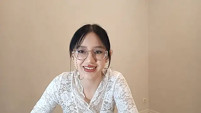 SolvedGlobe online show from April 13, 2026, 1:05 pm