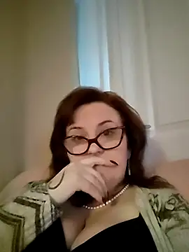 Snapshot of Teacher-Sue chatting on February 28, 2026, 5:36 pm Teacher-Sue online show from February 28, 2026, 5:36 pm