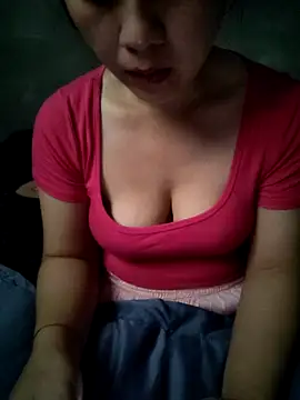 Play-girrl99 online show from March 2, 2026, 12:24 am