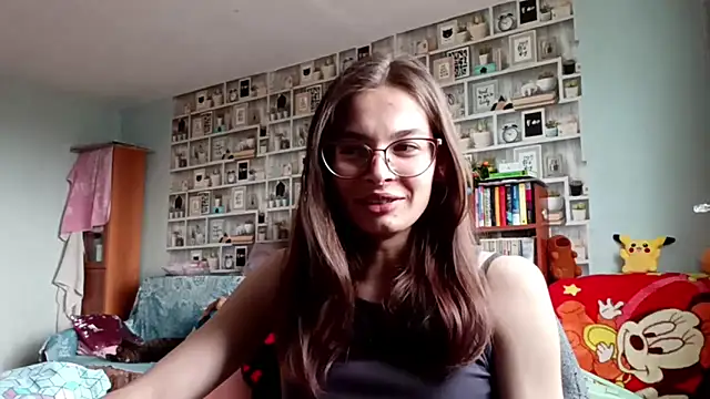 JInaMillsap online show from April 9, 2026, 7:03 am