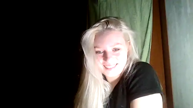 Glowing Jessica online show from March 2, 2026, 5:20 pm