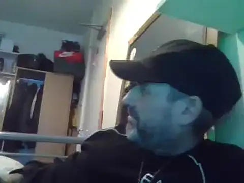 Snapshot of DOUBLETROUBLE7773 chatting on March 3, 2026, 11:32 pm DOUBLETROUBLE7773 online show from March 3, 2026, 11:32 pm