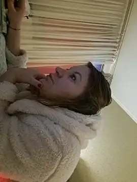 LaraHarper online show from March 14, 2026, 4:12 pm