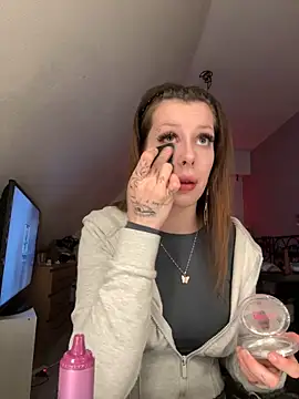 Snapshot of Johanna420 chatting on March 3, 2026, 12:39 am Johanna420 online show from March 3, 2026, 12:39 am