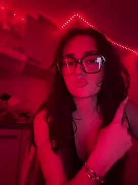 Claraaaaa06 online show from March 15, 2026, 8:48 pm