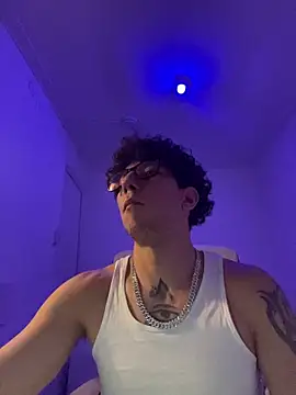 TitanNoir online show from March 18, 2026, 10:24 pm