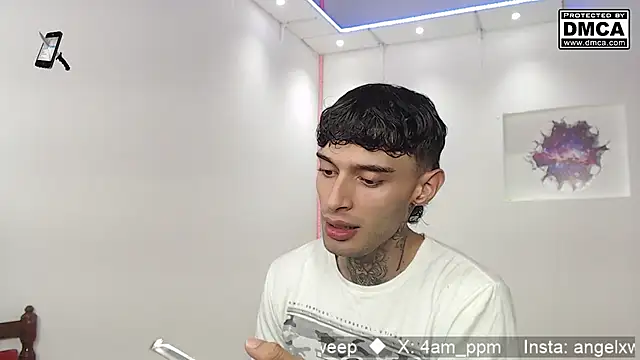 yourxcyberxangel online show from April 9, 2026, 10:59 pm