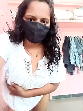 Miss-Dolly07 online show from March 29, 2026, 5:29 am