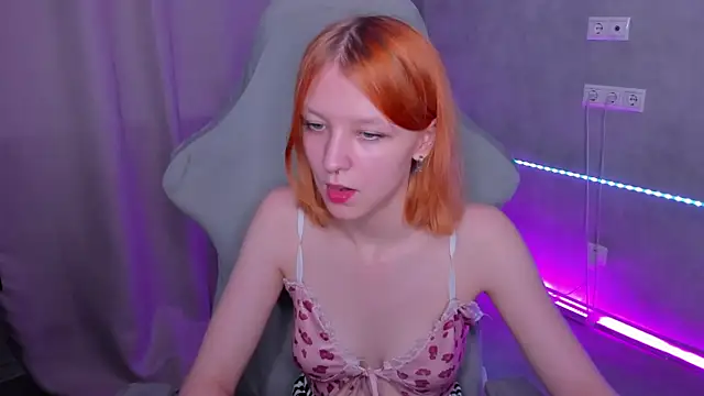 Emma Dusk online show from June 3, 2026, 9:34 am