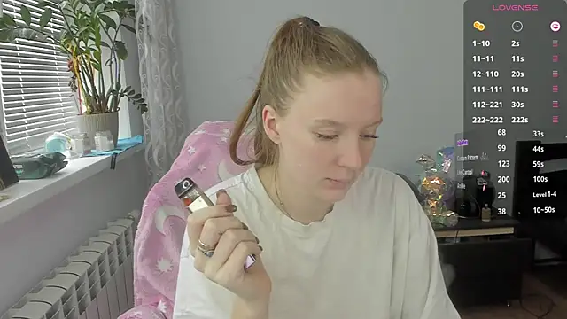 Mary Blu online show from November 20, 2025, 10:26 am