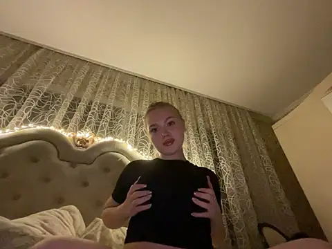 Maria Smitt online show from March 4, 2026, 5:08 pm