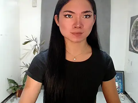 rainexox1 online show from May 15, 2026, 11:17 am
