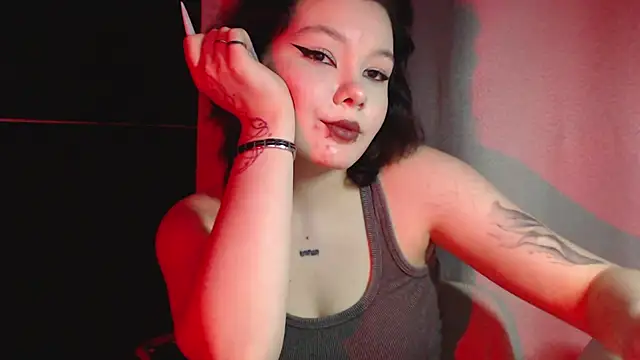 Snapshot of Robin_harrington chatting on March 3, 2026, 8:15 pm Robin harrington online show from March 3, 2026, 8:15 pm