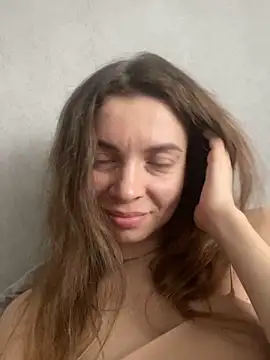 Luna2547 online show from March 4, 2026, 10:32 am