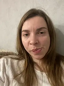 Luna2547 online show from March 6, 2026, 8:27 pm