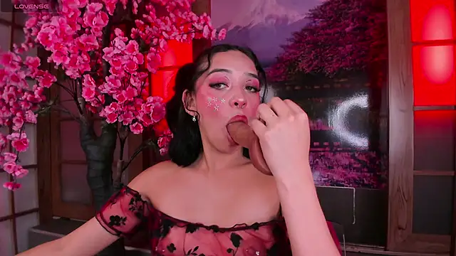 foxy hannah online show from April 8, 2026, 6:08 pm