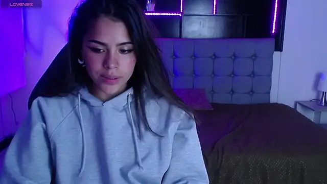  chloe 1 online show from March 26, 2026, 1:55 am