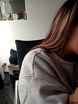 Baby Pink Love online show from March 13, 2026, 12:12 pm