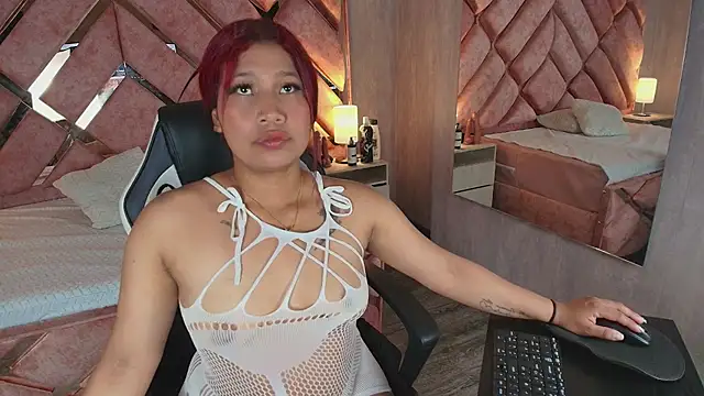 Cherry Charlottee online show from March 9, 2026, 7:18 pm